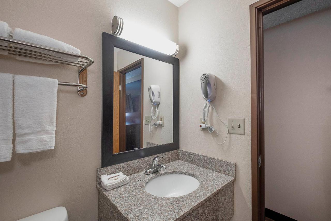 Red Roof Inn Bristol Ngoại thất bức ảnh